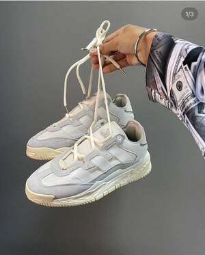 Кросівки adidas